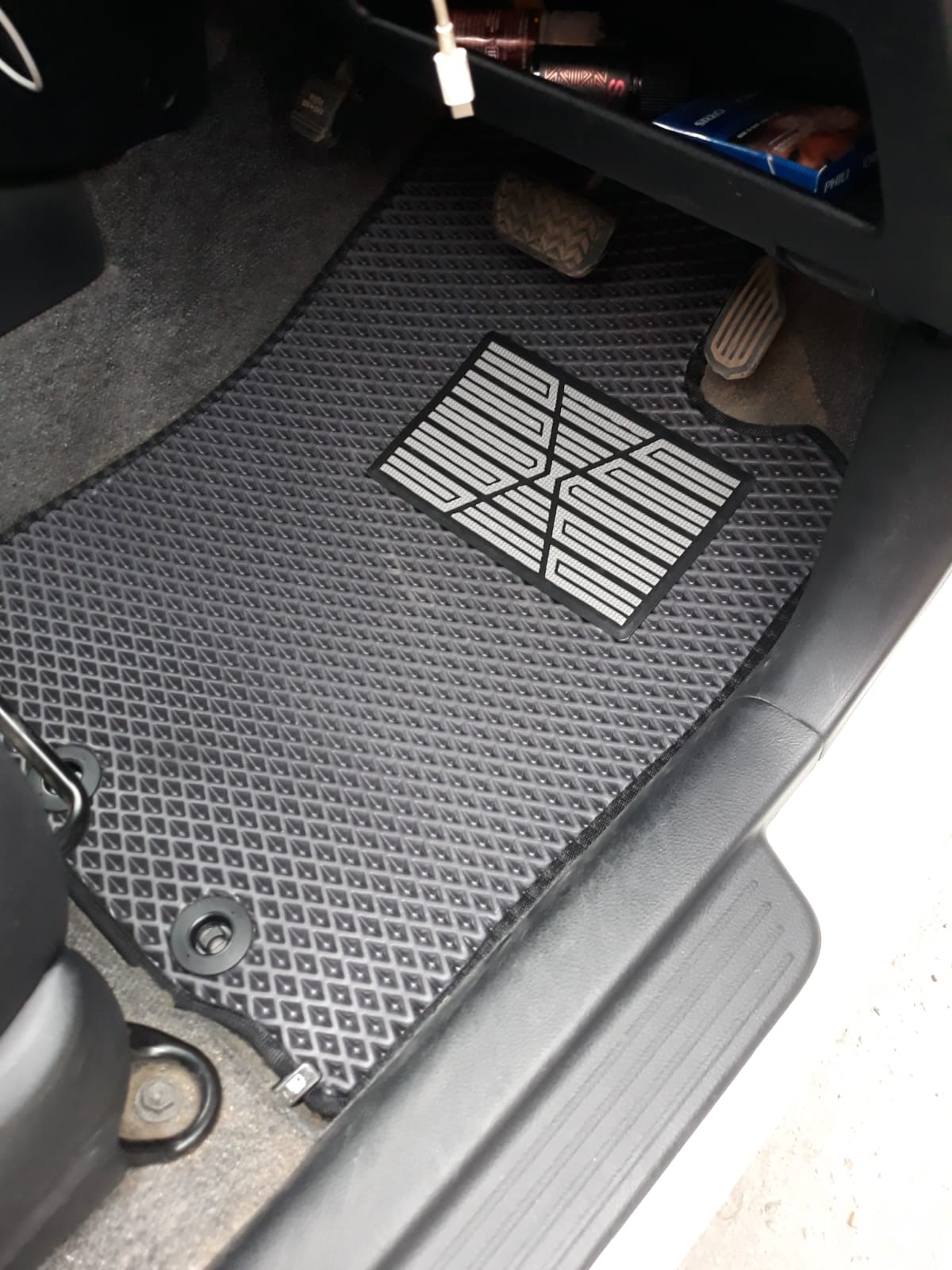Коврики в салон EVA Toyota Probox 2014 -н.в. ( 2 и 4 WD) НЕ гибрид