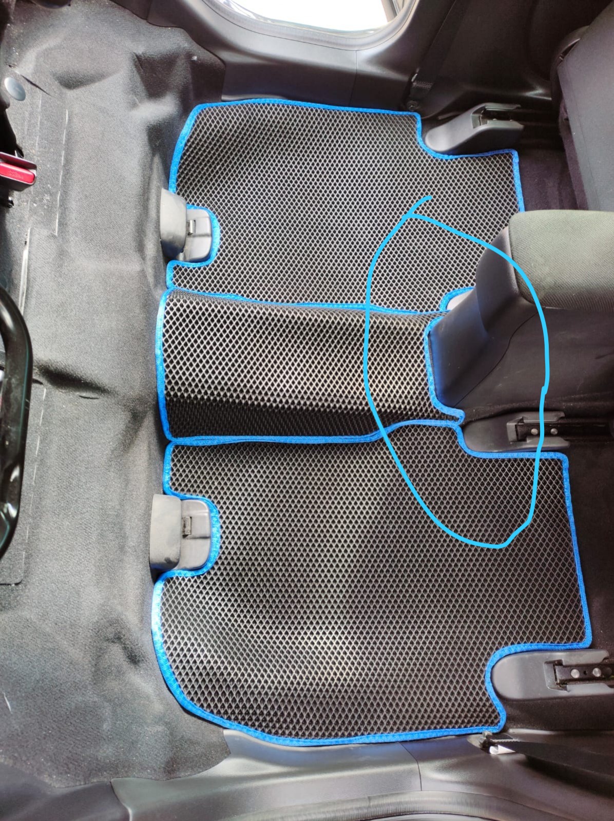 !Коврики в салон EVA Honda Fit 3 2013->/ Shuttle 2014-> (С ПОДЛОКОТНИКОМ)