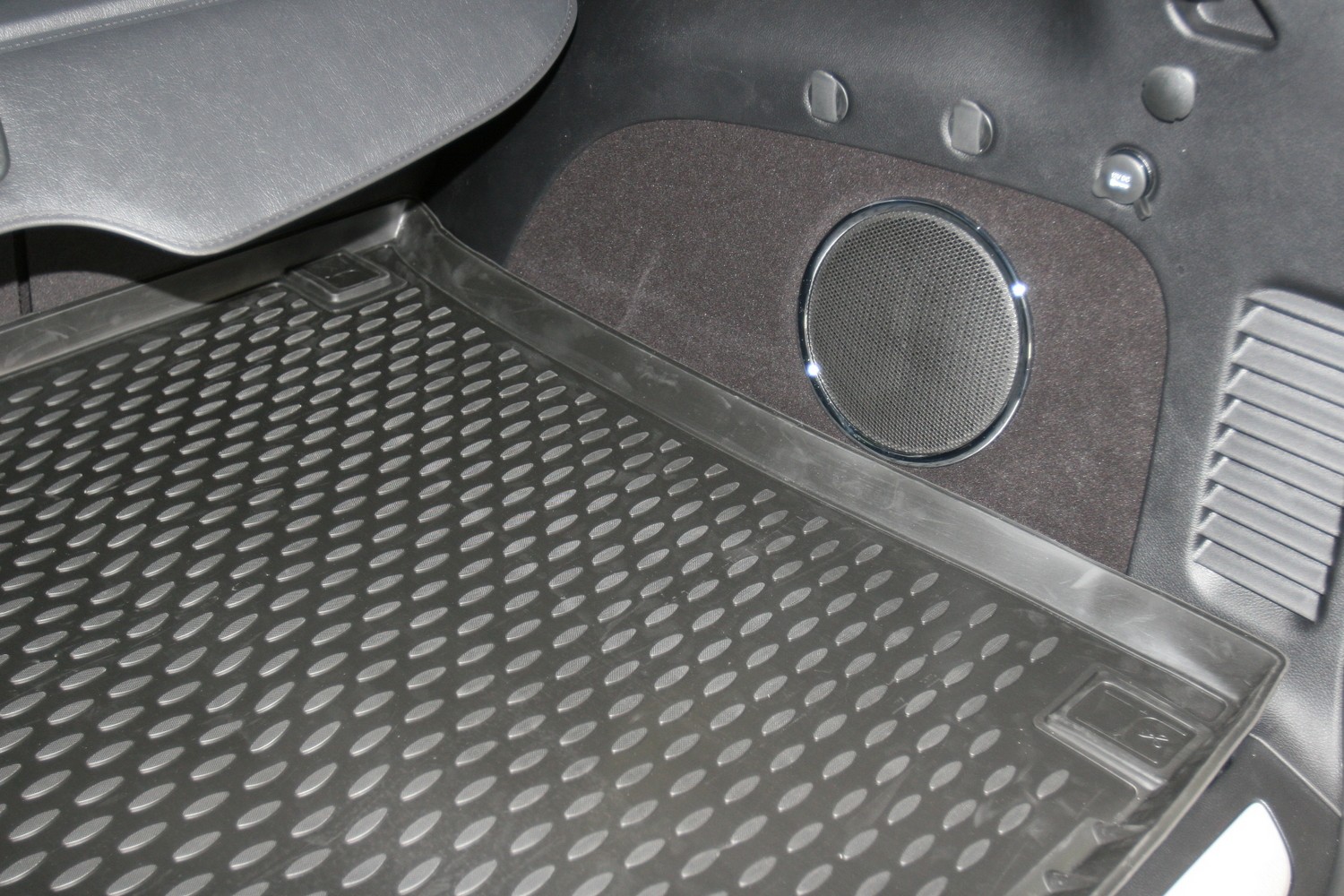 Коврик в багажник JEEP Grand Cherokee, 2011-2014, 2014-> внед. (полиуретан)