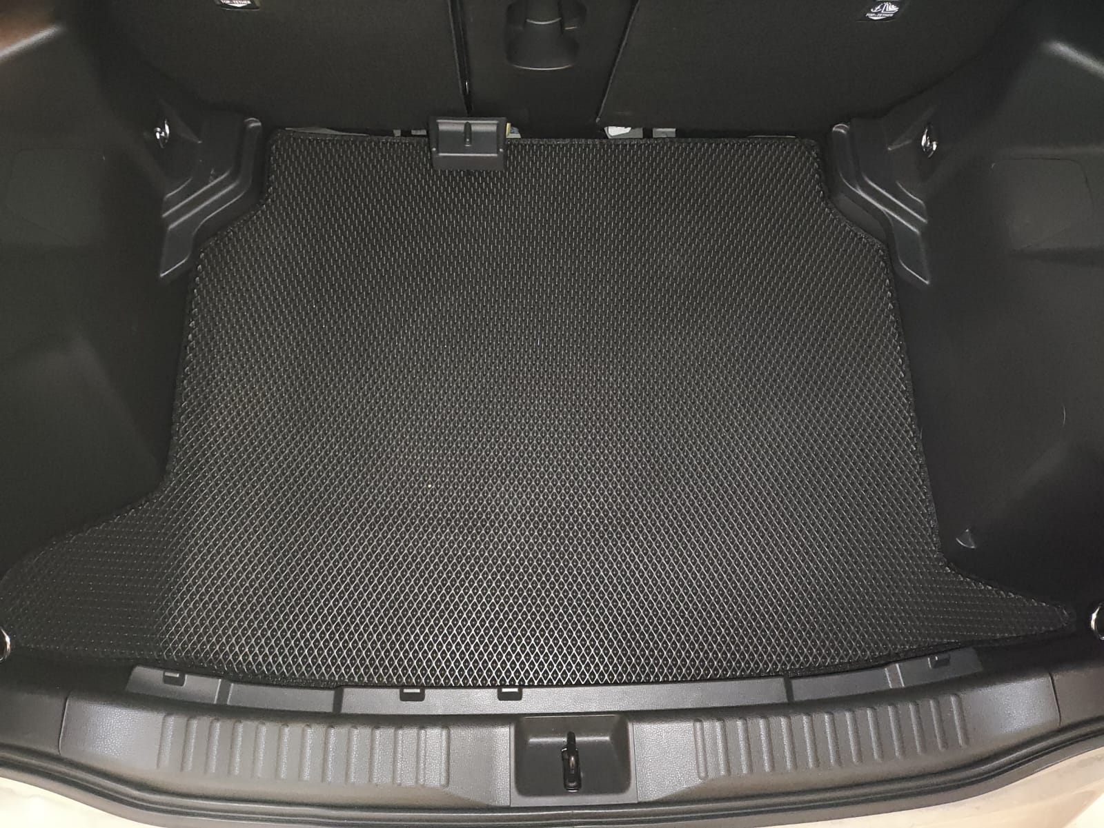 Коврик в багажник EVA Toyota Yaris Cross НИЖНИЙ НЕ ГИБРИД  2020 - н.в