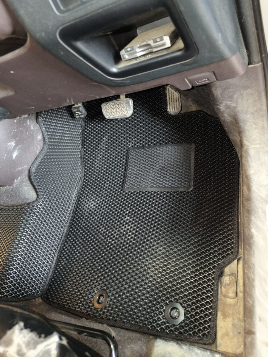 Коврики в салон EVA Toyota Porte 2012-2020 2WD вращающееся кресло