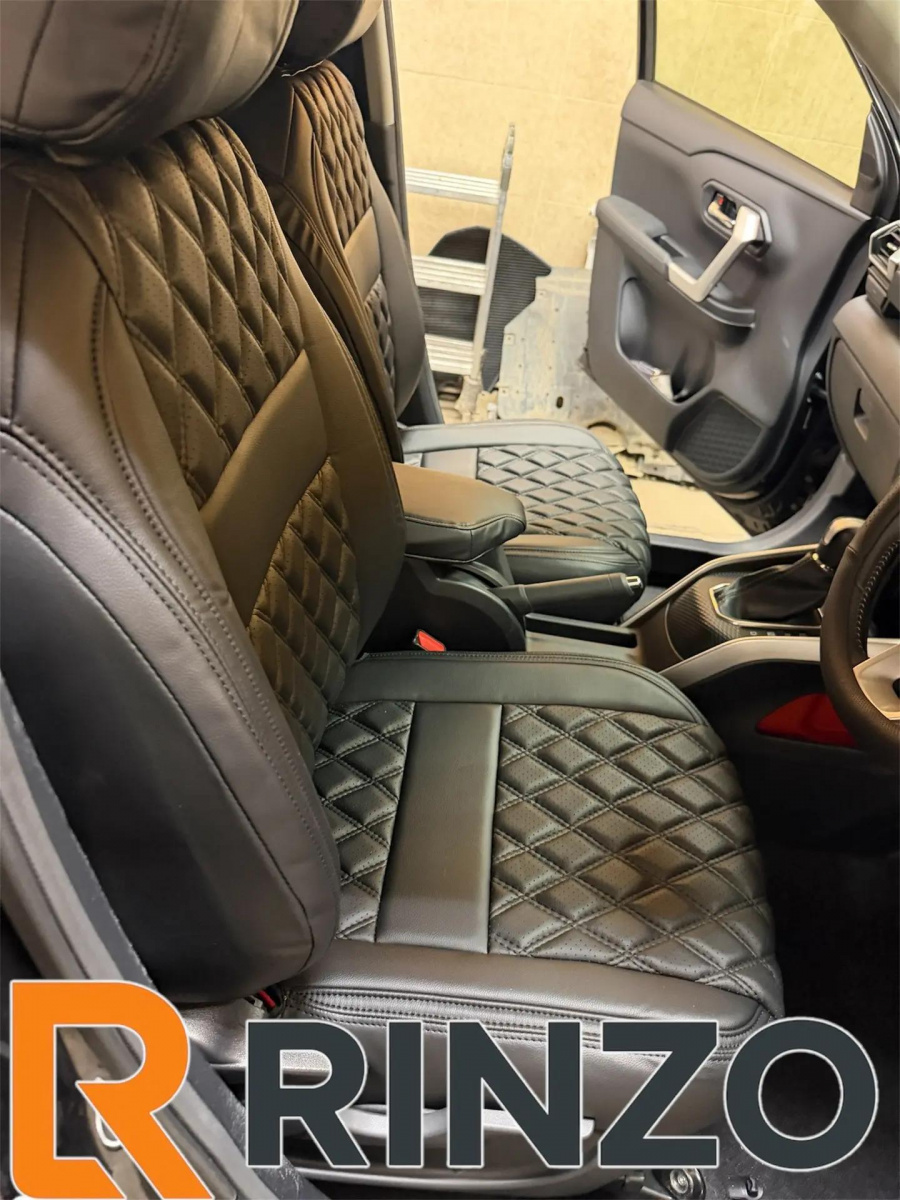 Чехлы Rinzo кожа PVC Toyota Raize 2019- модель Grid (ромб)