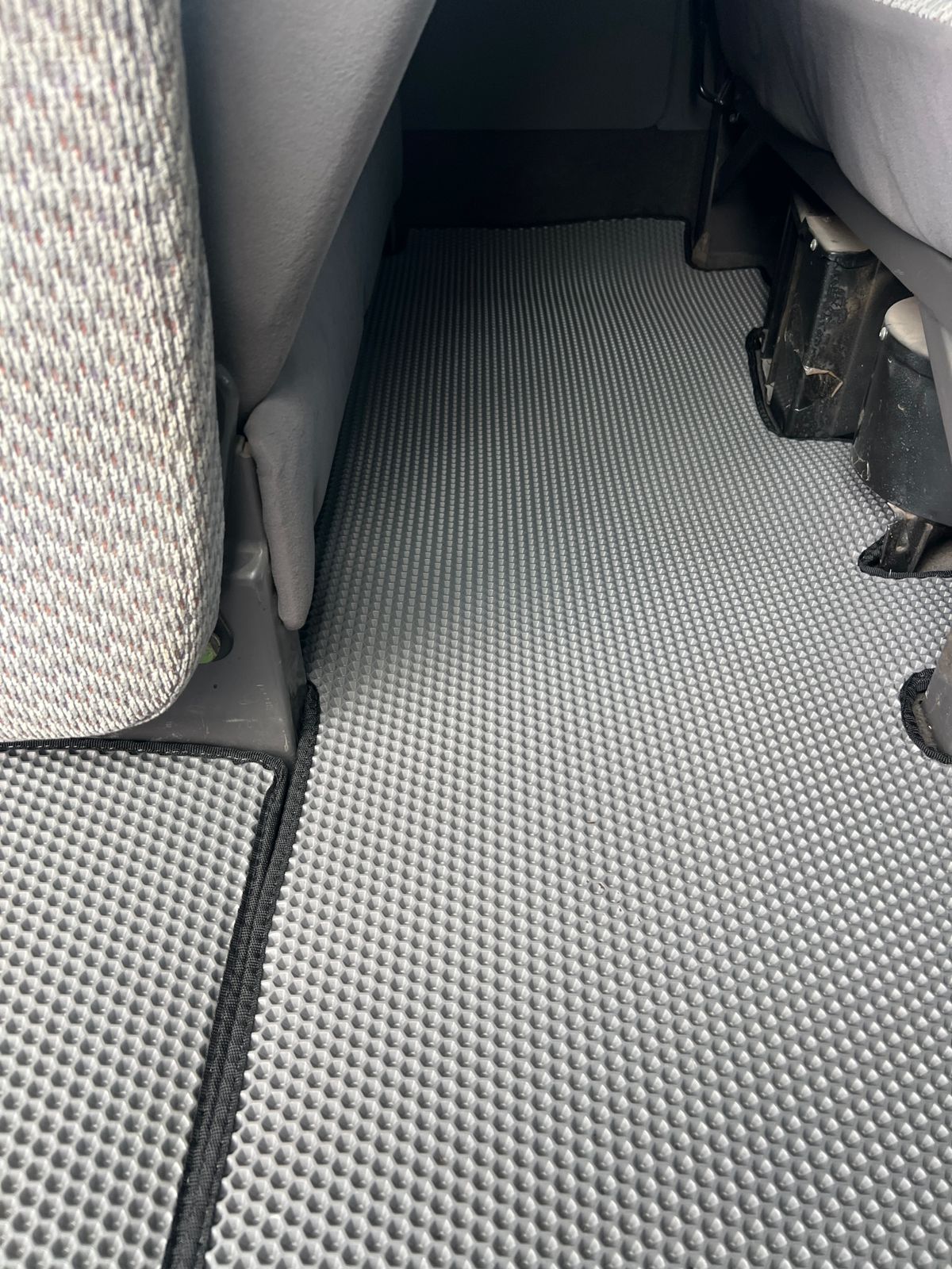 Коврики в салон EVA Nissan Caravan E24 1986 - 2001