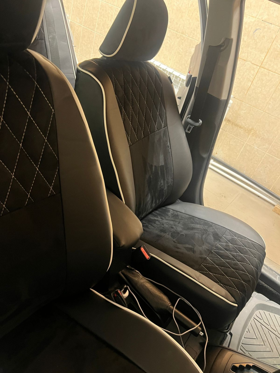 Чехлы из экокожи Toyota Corolla Axio 160 2012-> (Мод.420.0) Автокомфорт