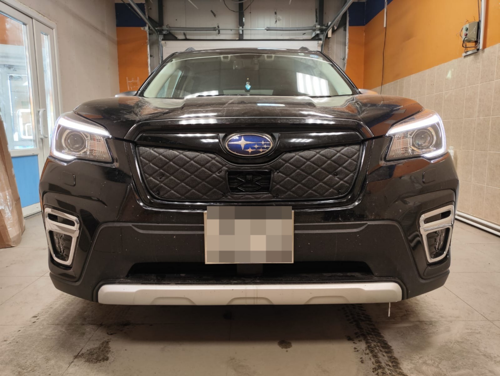 Утеплитель радиатора кожаный Subaru Forester 4 поколение (дорест) 2012-2016