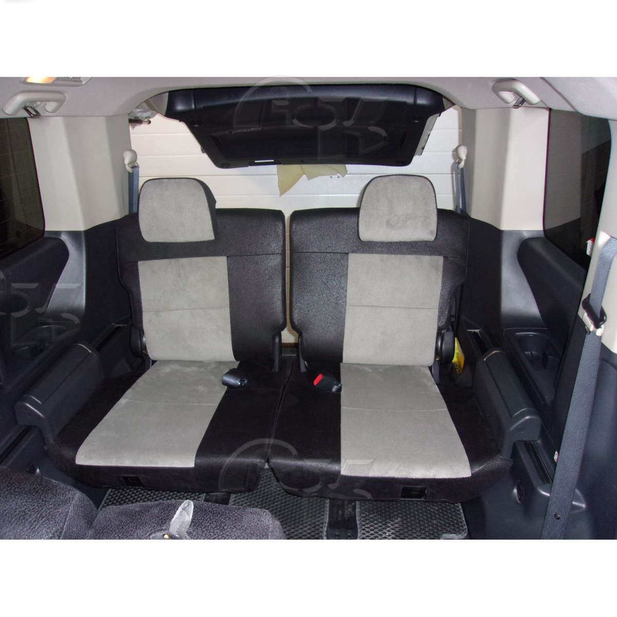Чехлы из экокожи Mitsubishi Delica D5 60/40 [CV] I+r 2007- (Мод.449.1) - 3 ряда Автокомфорт