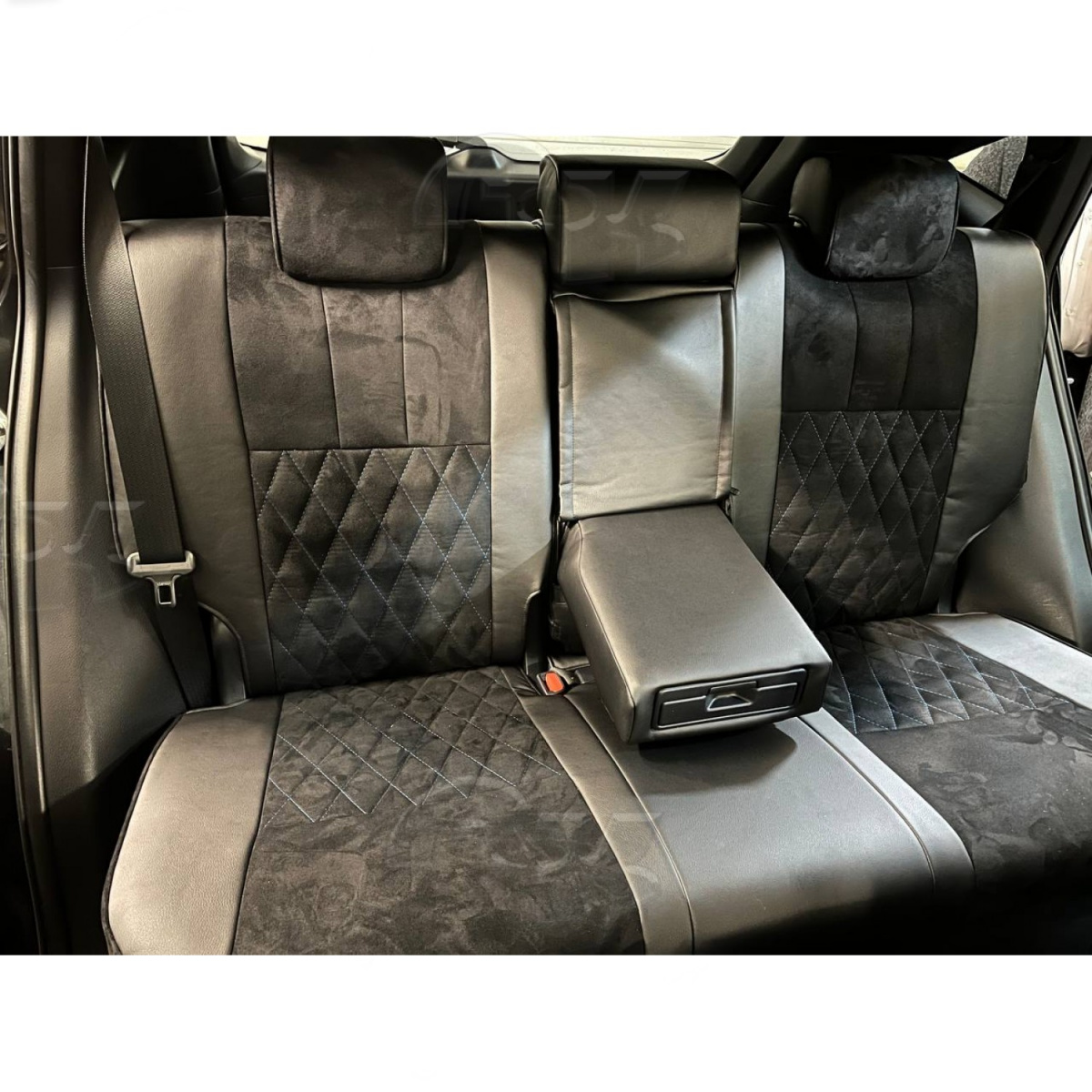 Чехлы Toyota Harrier 60 / 65 2017-2020 Автокомфорт