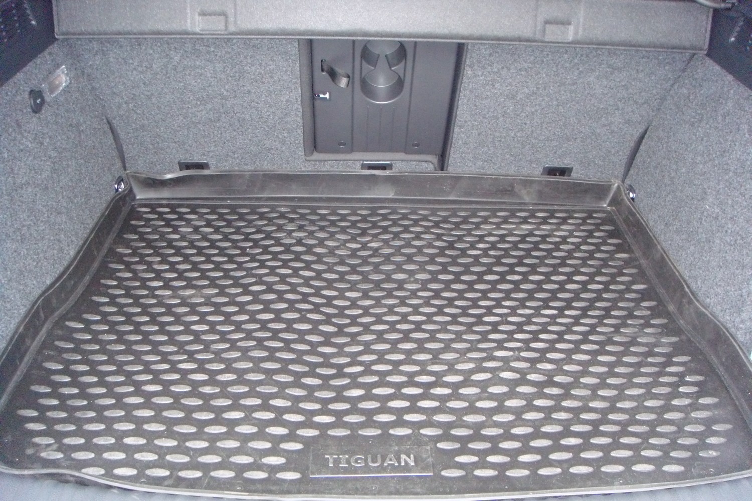 Коврик в багажник VW Tiguan 2007-2016, кросс. (полиуретан) / Фольксваген Тигуан