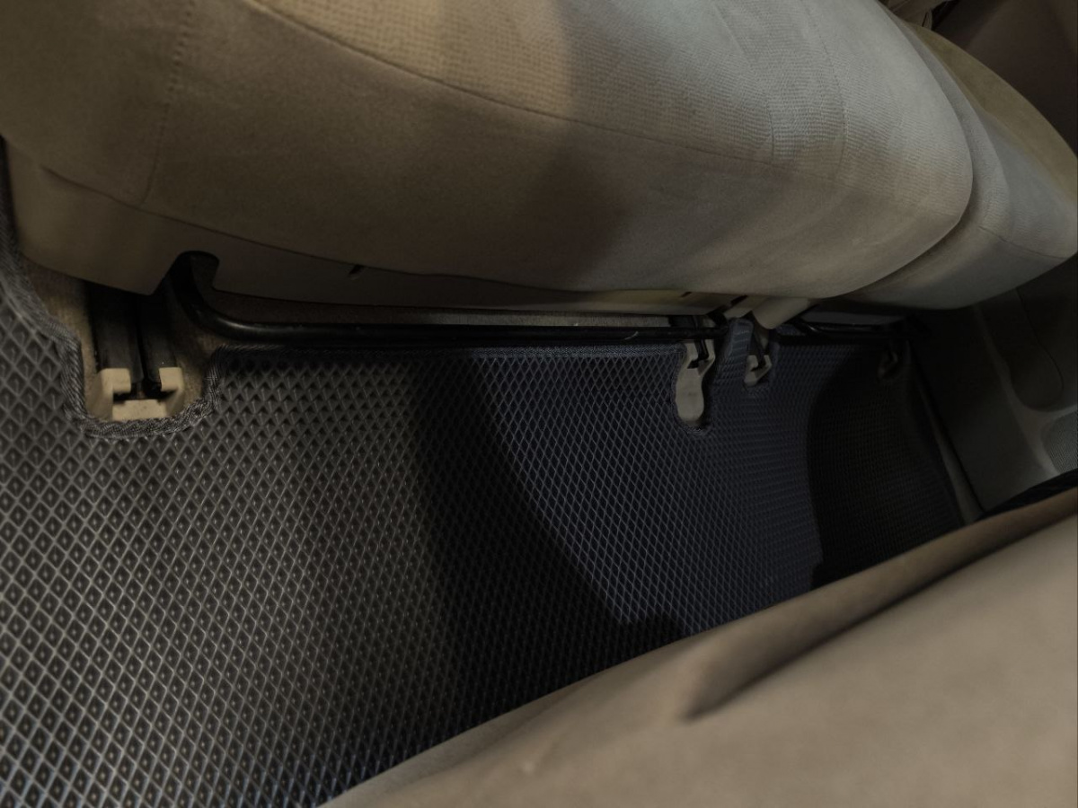 Коврик 3 ряда EVA Toyota  Ipsum ACM 21 / 26 2001-2009