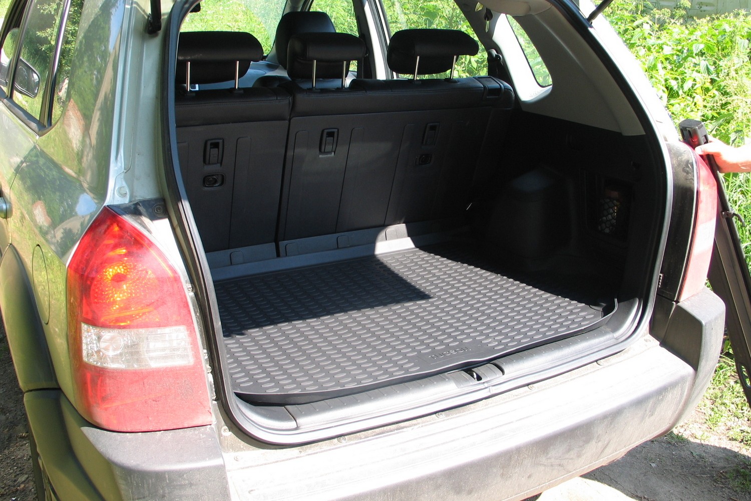 Коврик в багажник HYUNDAI Tucson 2004-2009, кросс. (полиуретан)