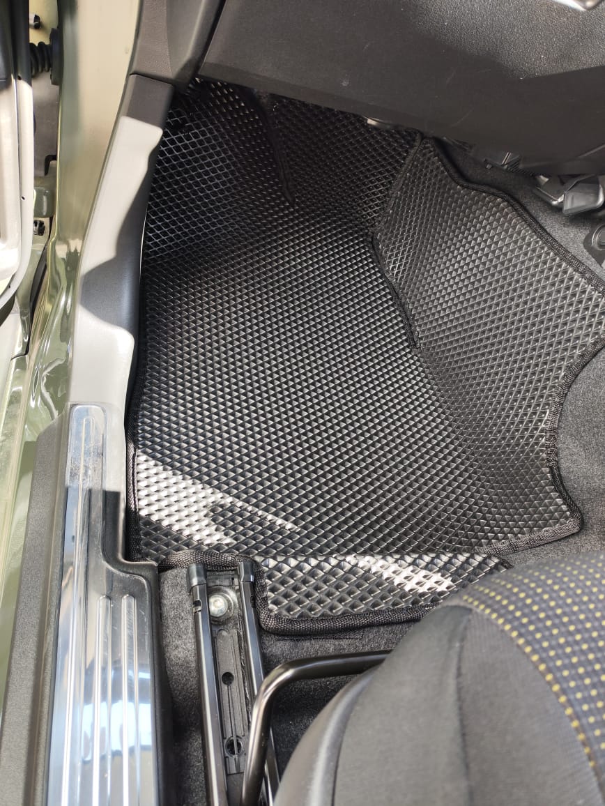 !!!Коврики в салон EVA 3D Suzuki Jimny JB64  / Sierra JB74  2018-> ПРАВЫЙ руль МЕХАНИКА