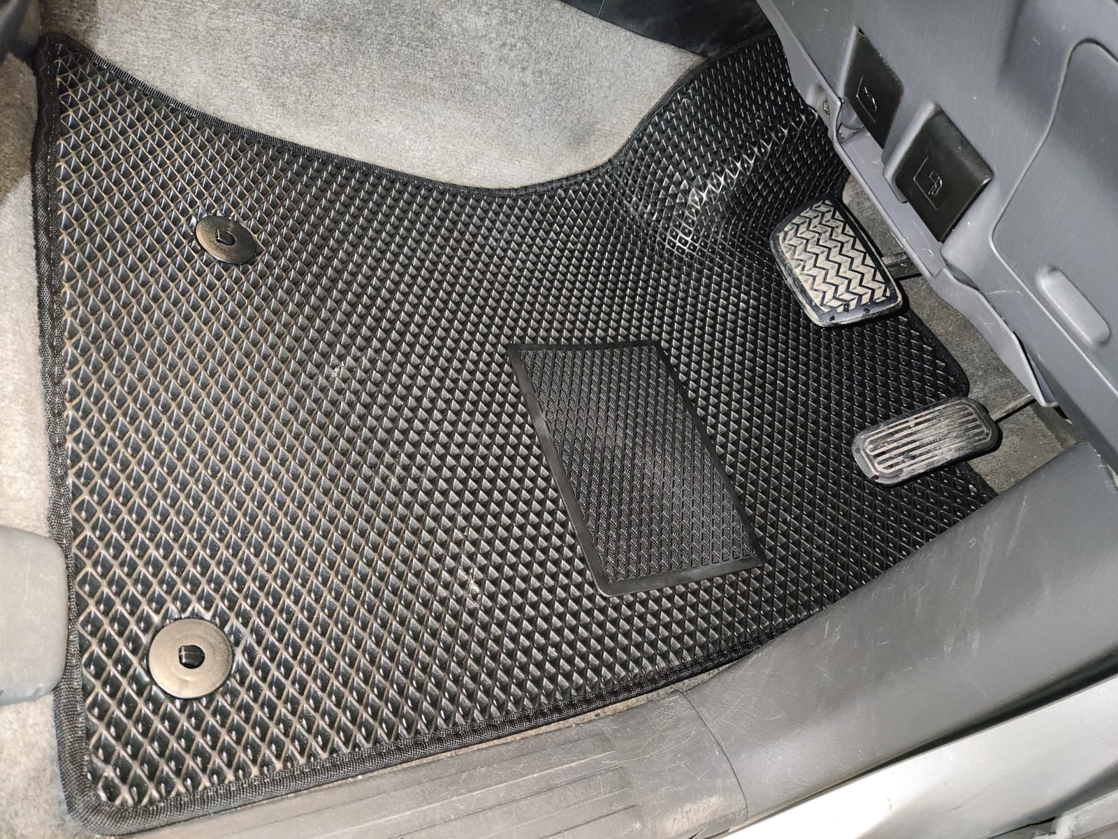 Коврики в салон EVA TOYOTA Land Cruiser Prado 120 прав. руль 2002-2009