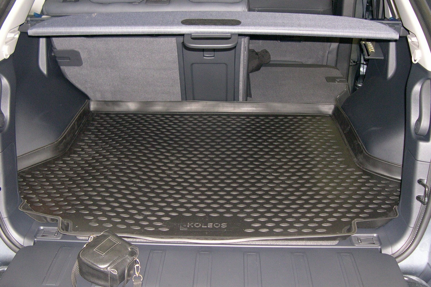 Коврик в багажник RENAULT Koleos 2008-, кросс. (полиуретан) / Рено Колеос