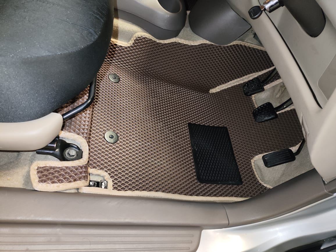 Коврики в салон EVA 3D Toyota Platz 1998-2005 Механика
