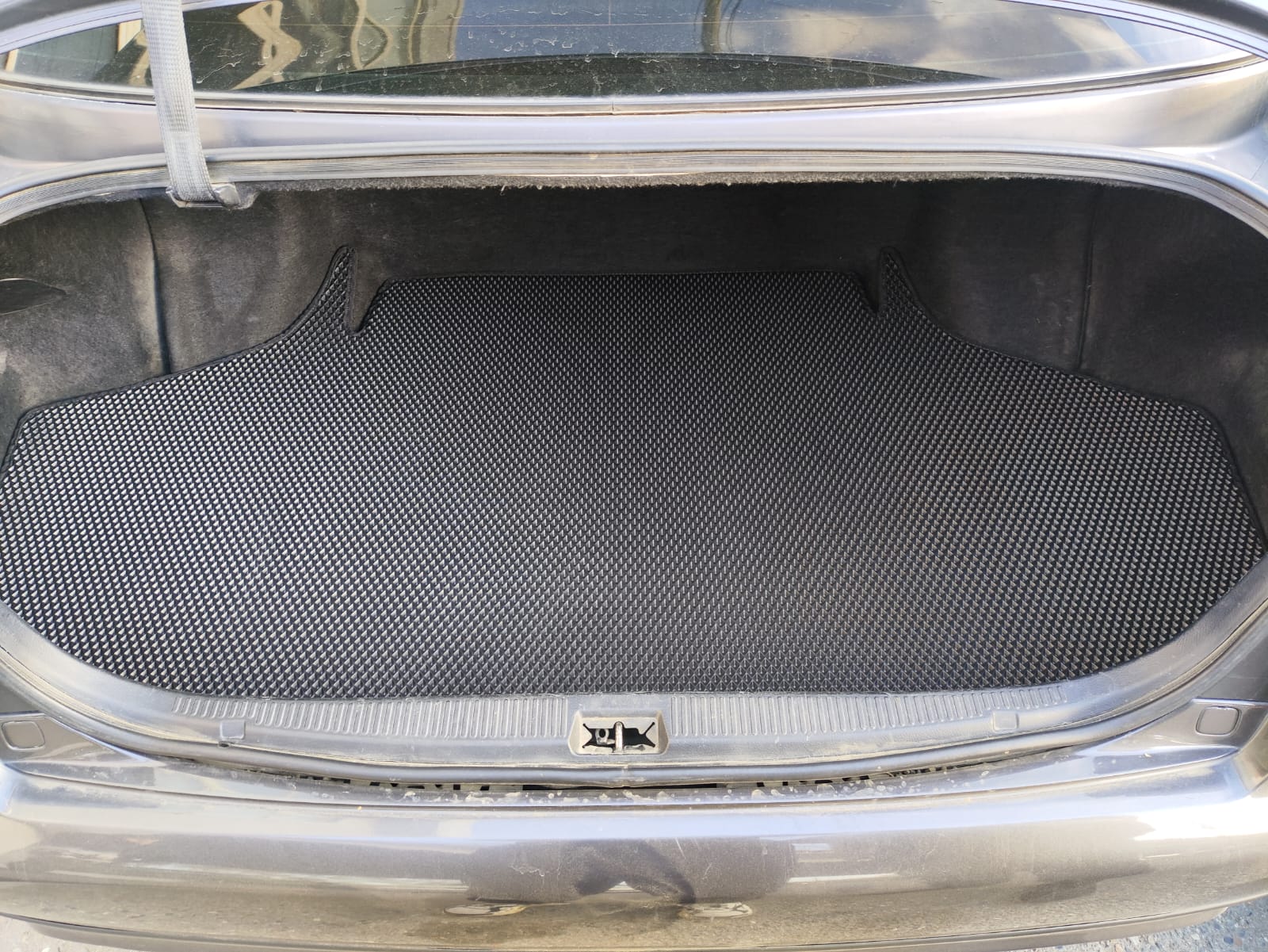 .Коврик в багажник EVA Toyota Crown 184