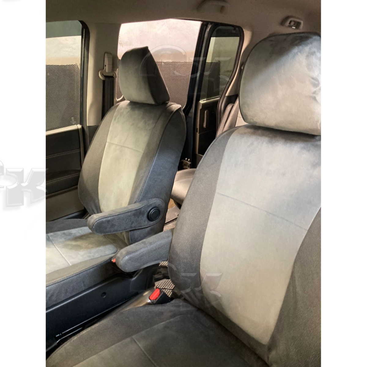 Чехлы Honda Freed с 2016->> 40/40 на 2 ряда  Автокомфорт