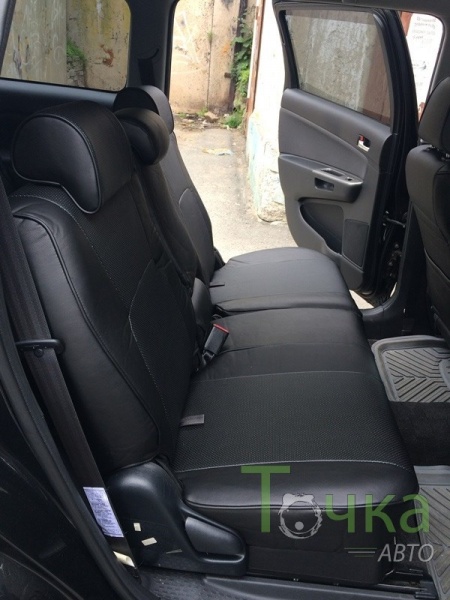 Чехлы из экокожи Toyota Wish I+r [XE10] 01.2003-03.2009 (Мод.272.0) - 2 ряда Автокомфорт