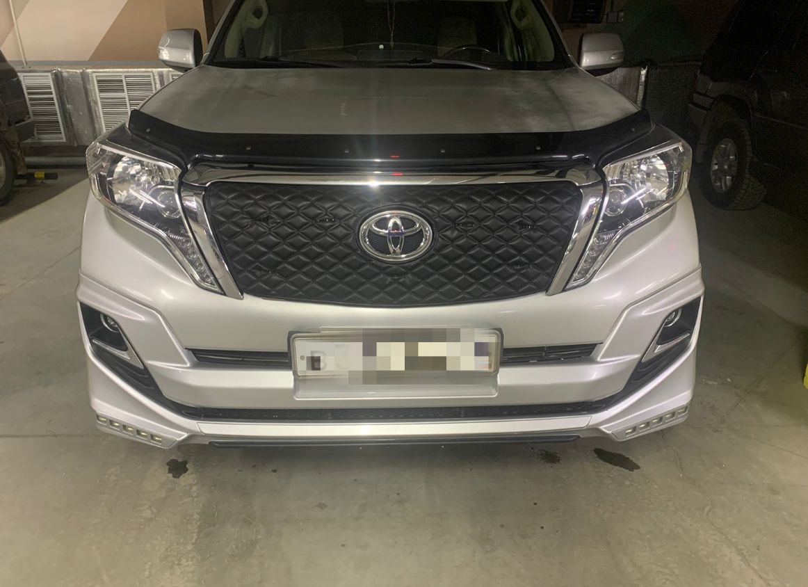 Утеплитель радиатора кожаный Toyota Prado 150 2013-2017