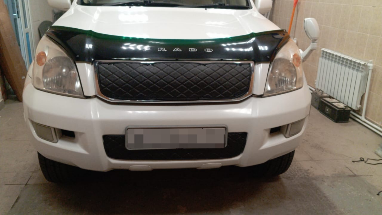 Утеплитель радиатора кожаный Land Cruiser Prado 120