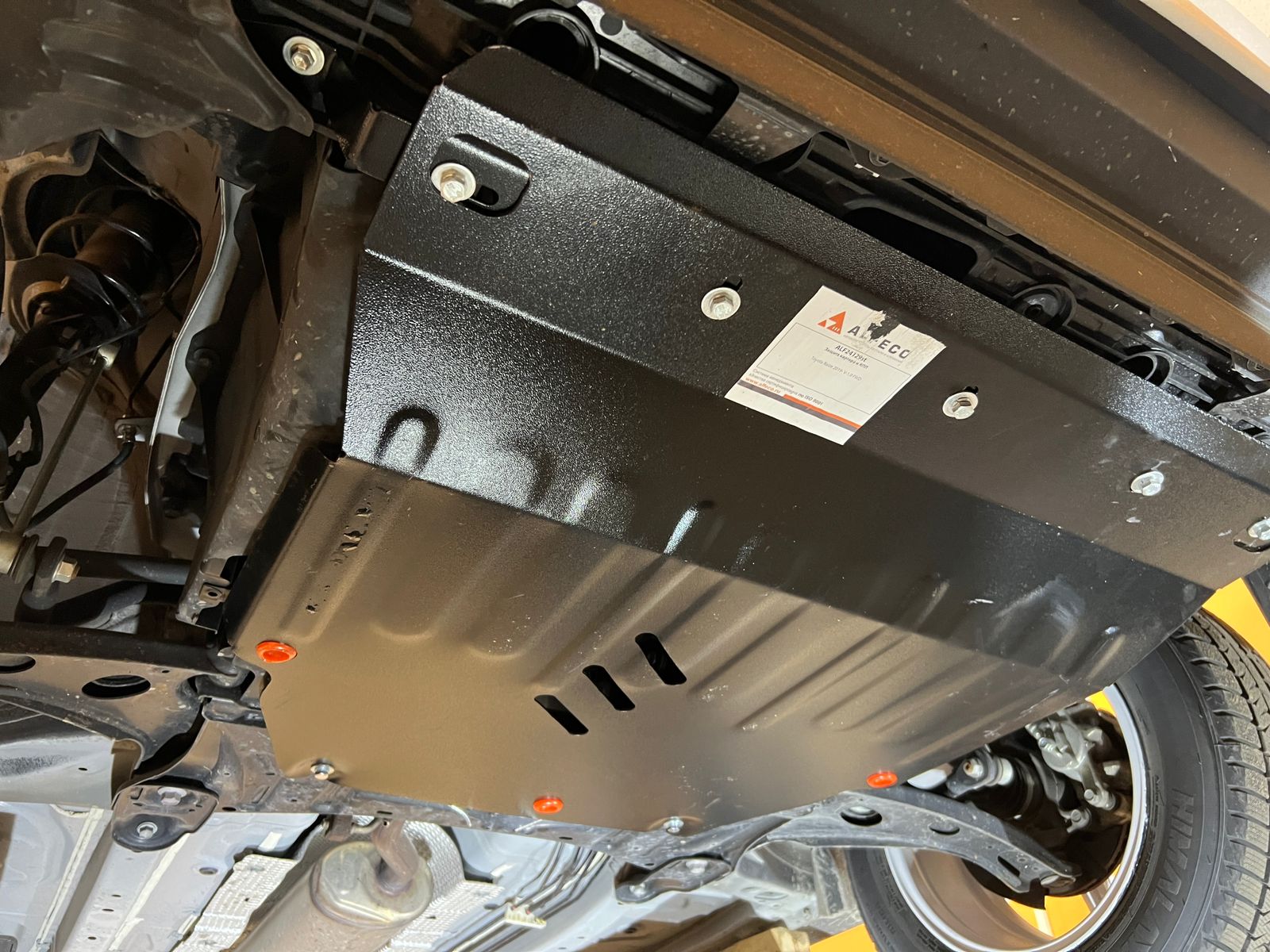 Защита картера и КПП Toyota Raize / Daihatsu Rocky 2019- V-1,0 FWD сталь 2мм Alfeco