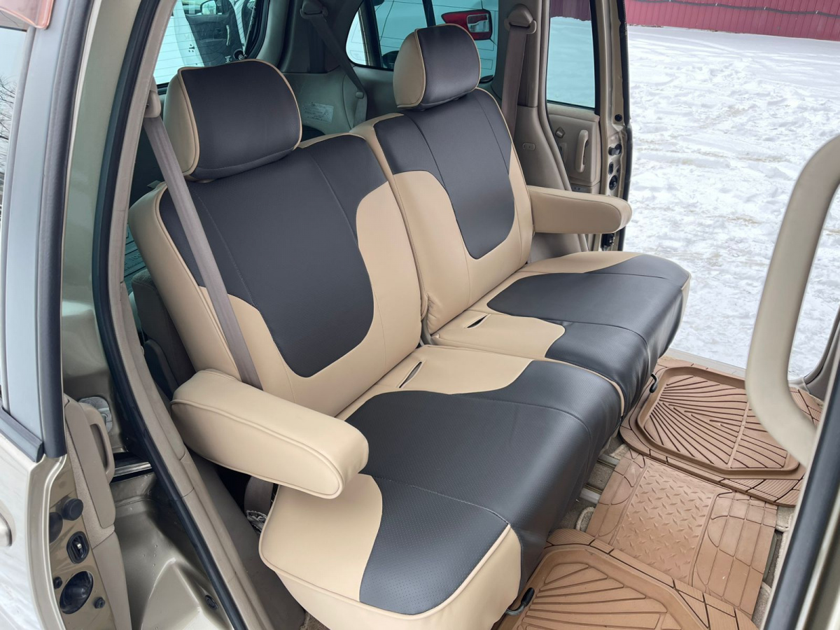 Чехлы из экокожи Toyota Passo Sette (Daihatsu Boon Luminas) I [M500] 12.2008-02.2012 1+1 (Мод.392.1) - 2 ряда Автокомфорт