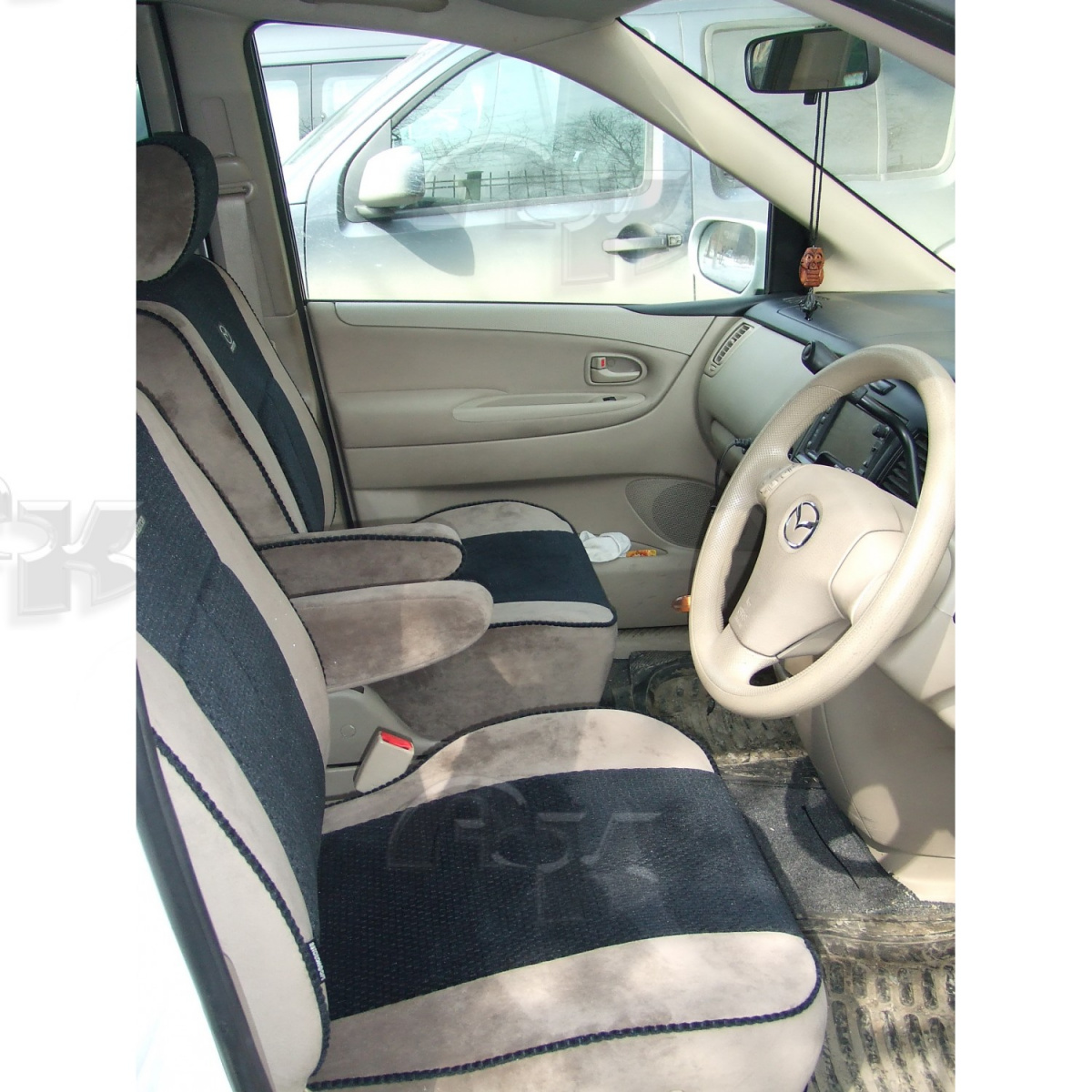 Чехлы из экокожи Mazda MPV II+r [LW] 06.1999-09.2006 (Мод.097.0) - 3 ряда Автокомфорт
