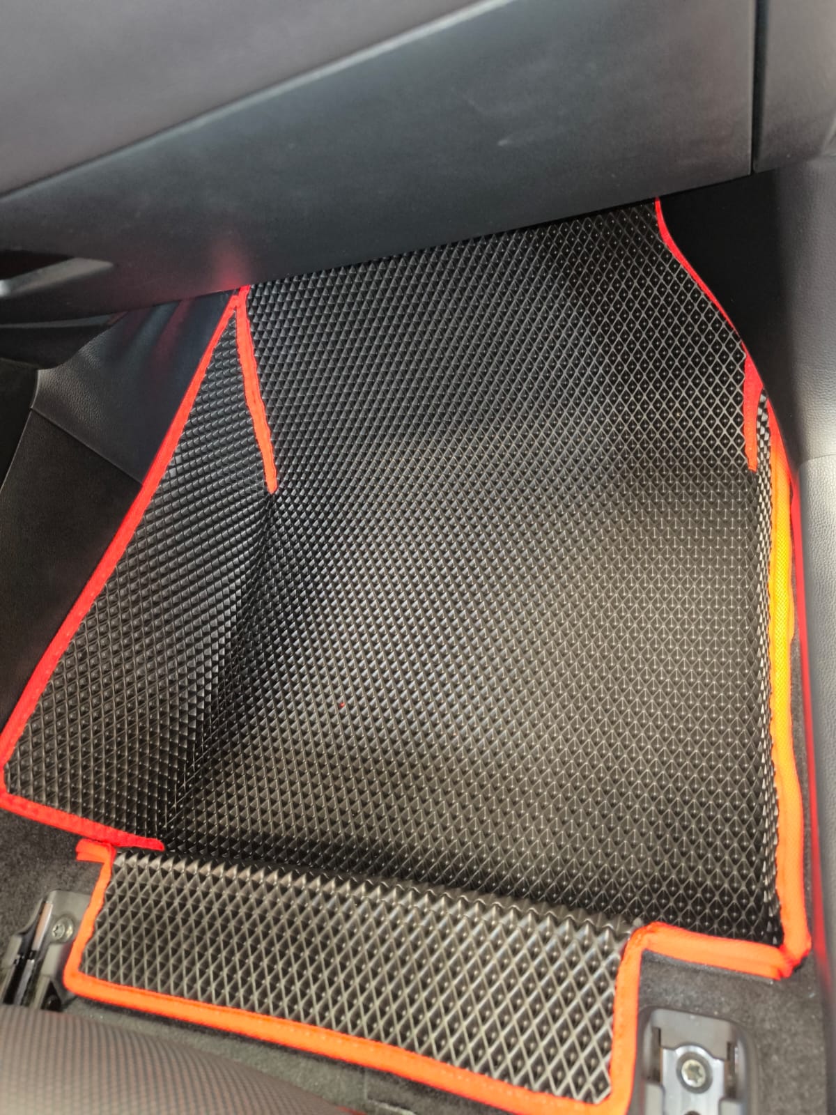 Коврики в салон 3D EVA Toyota Corolla / Levin E 210 2019 - н.в Левый руль ГИБРИД