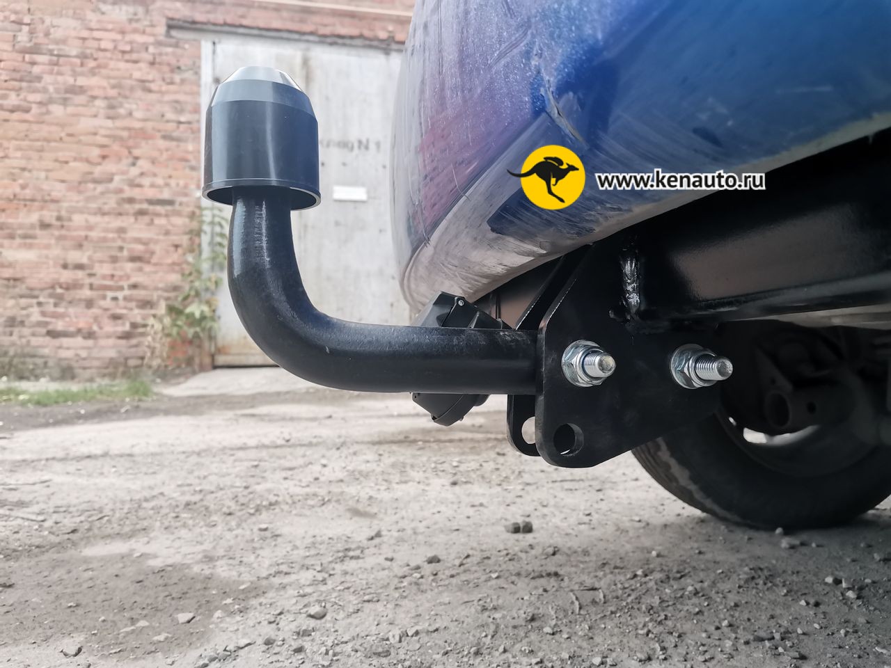 Фаркоп (ТСУ) для Toyota Corolla Spacio (кузов E120, 2 поколение) 2WD 2001-2007 г.г. выпуска.