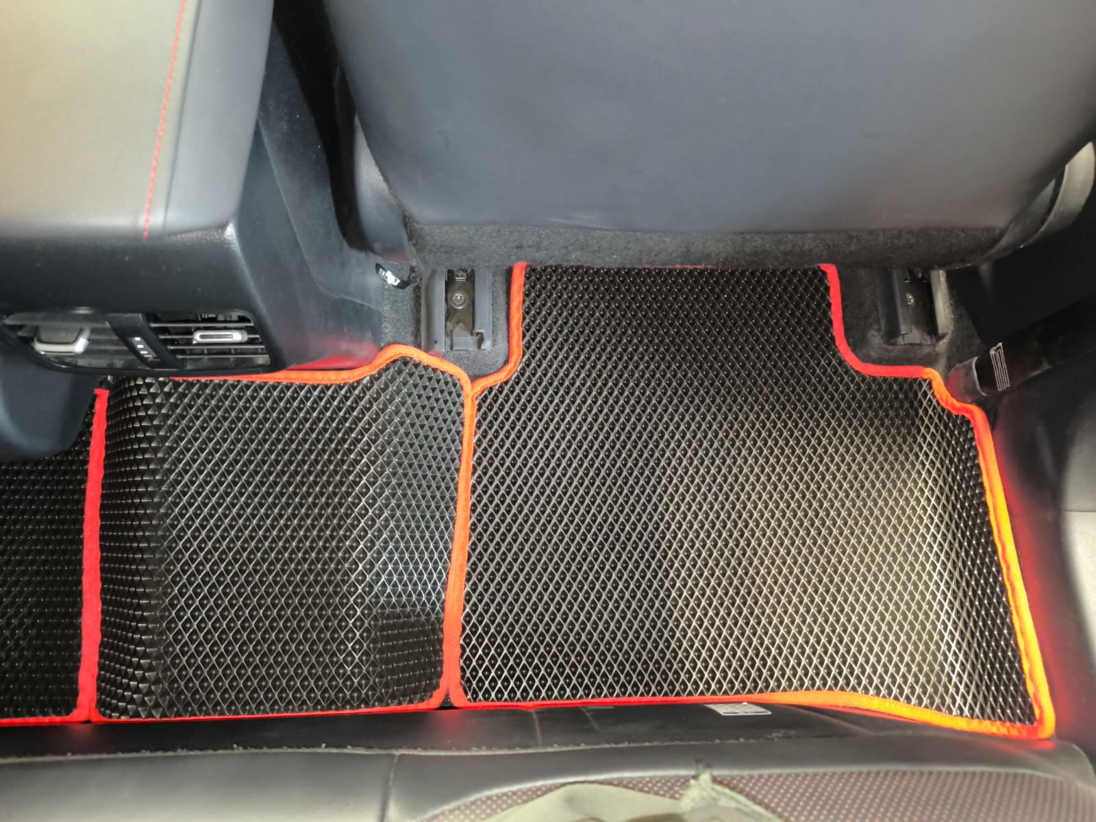 Коврики в салон 3D EVA Toyota Corolla / Levin E 210 2019 - н.в Левый руль ГИБРИД