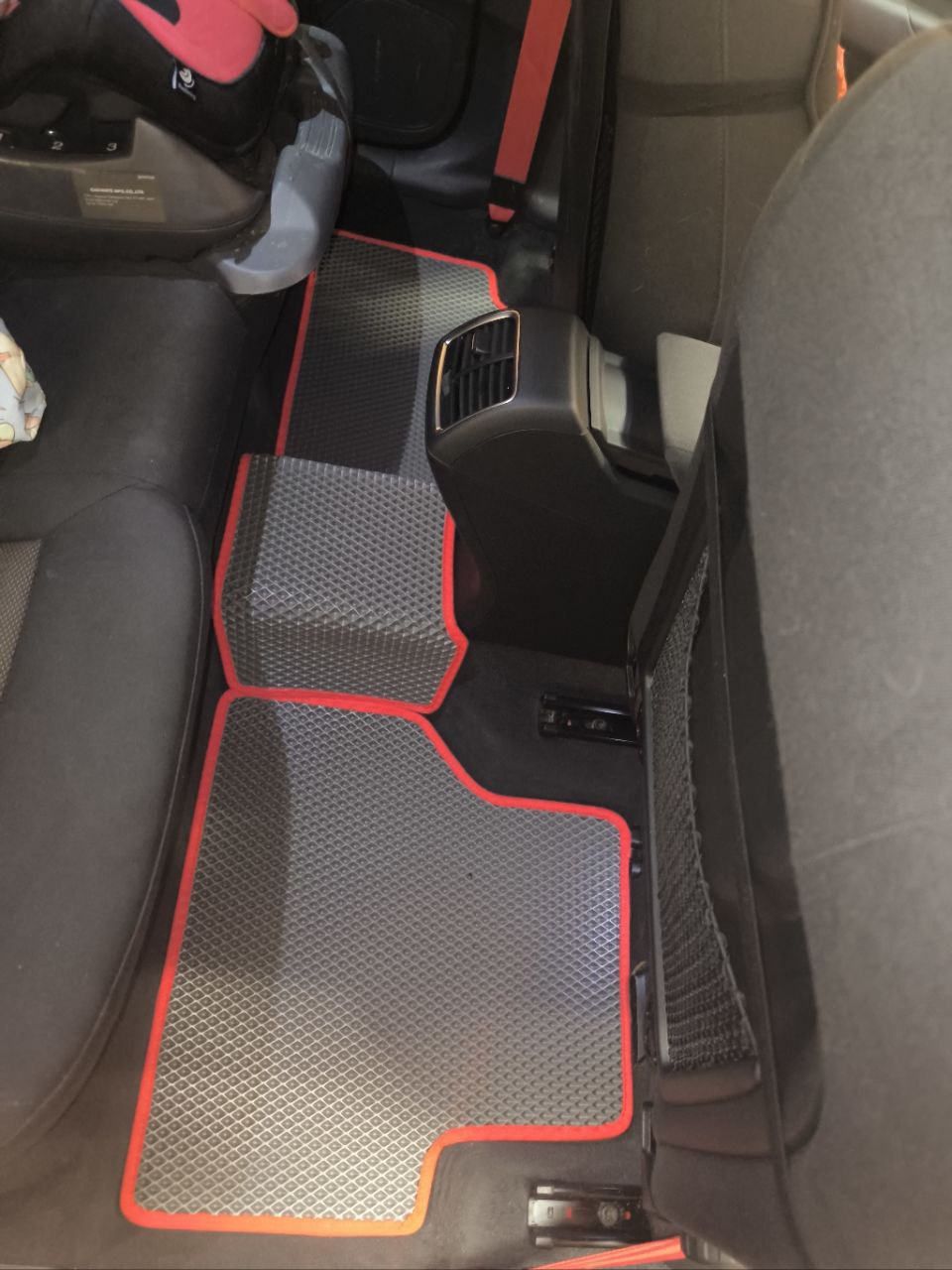 Коврики в салон EVA Audi Q3 2012-2017 Правый руль