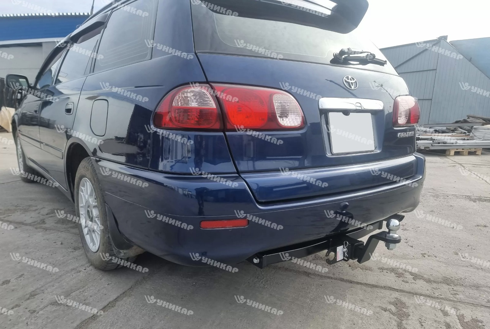 Фаркоп ТСУ Toyota Caldina 210  1997 - 2002 / Carina 210 / Corona Premio (тип шара E) Уникар