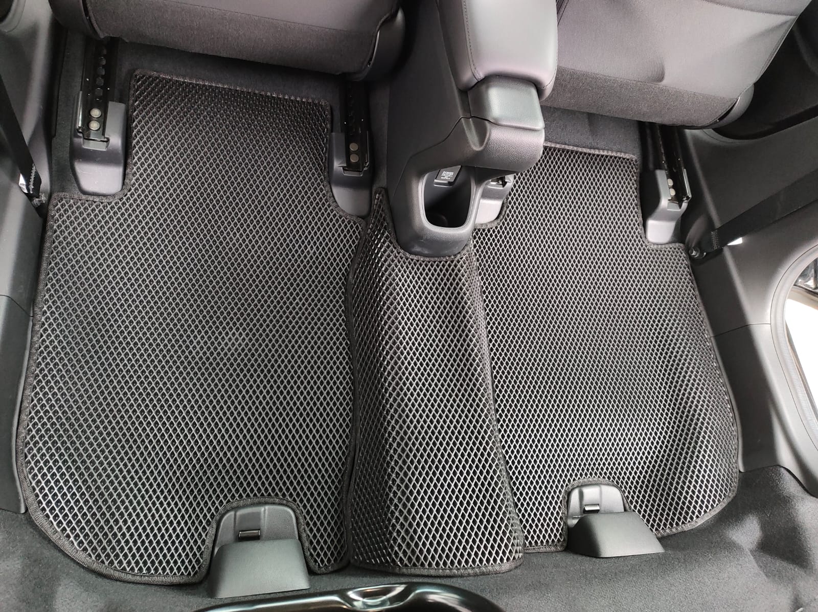 Коврики в салон EVA (3D только передние) Honda Vezel RU 2014-2021