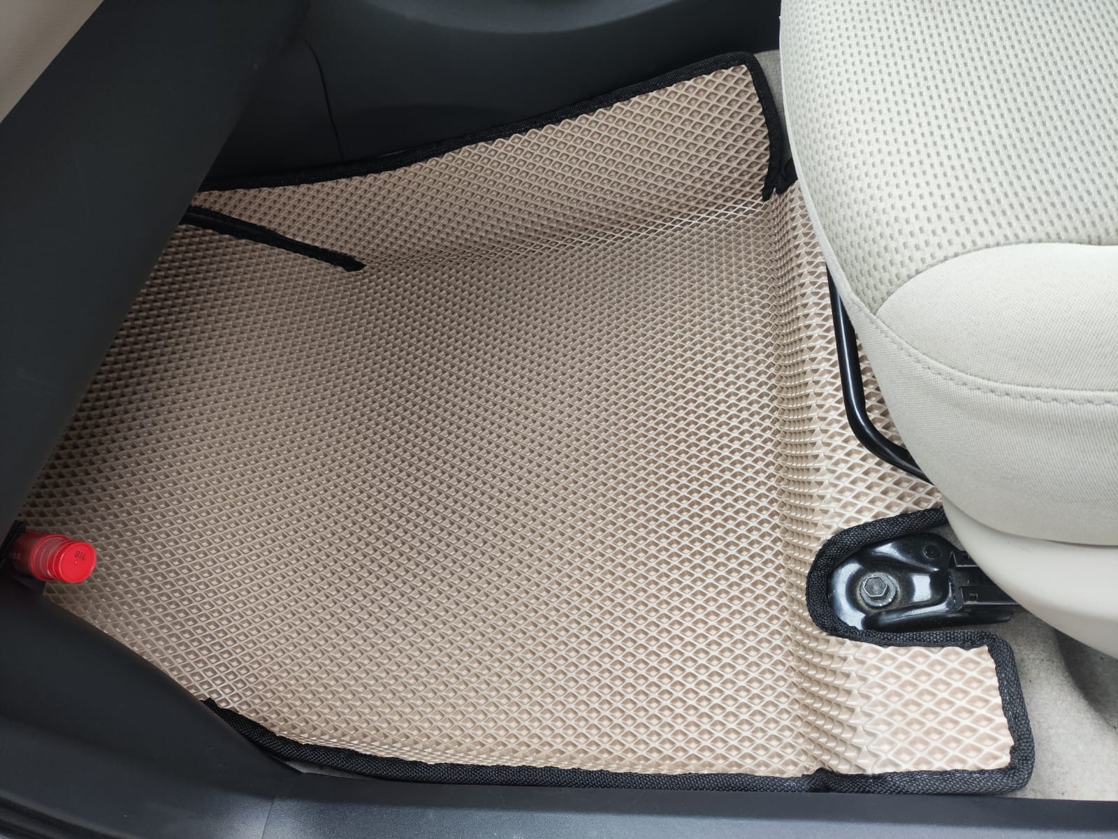 Коврики в салон 3D EVA TOYOTA Auris 150 / Blade 2WD 2006-2012