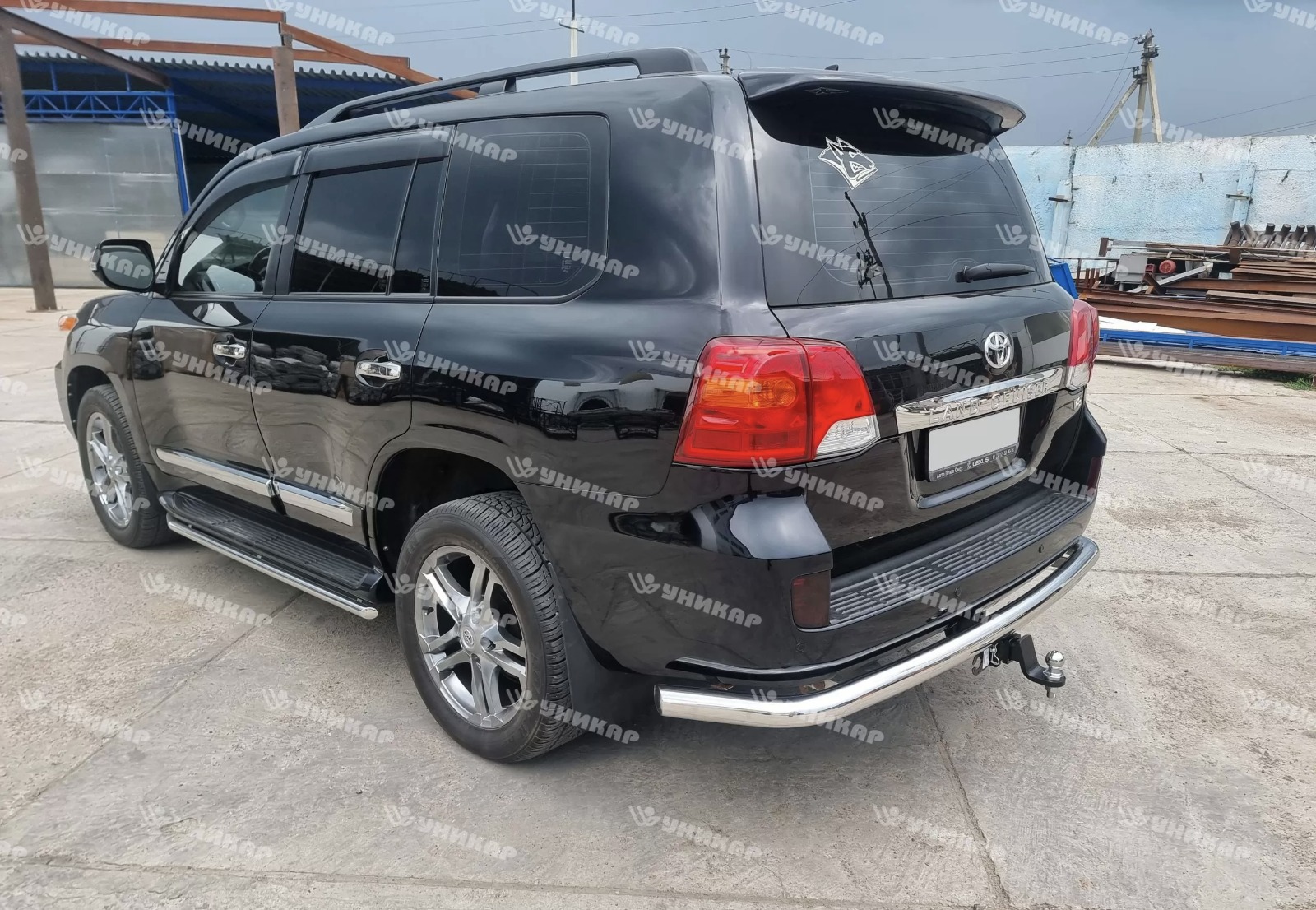 Фаркоп ТСУ Toyota Land Cruiser 200, Lexus LX ШТАТНОЕ МЕСТО под квадрат Уникар