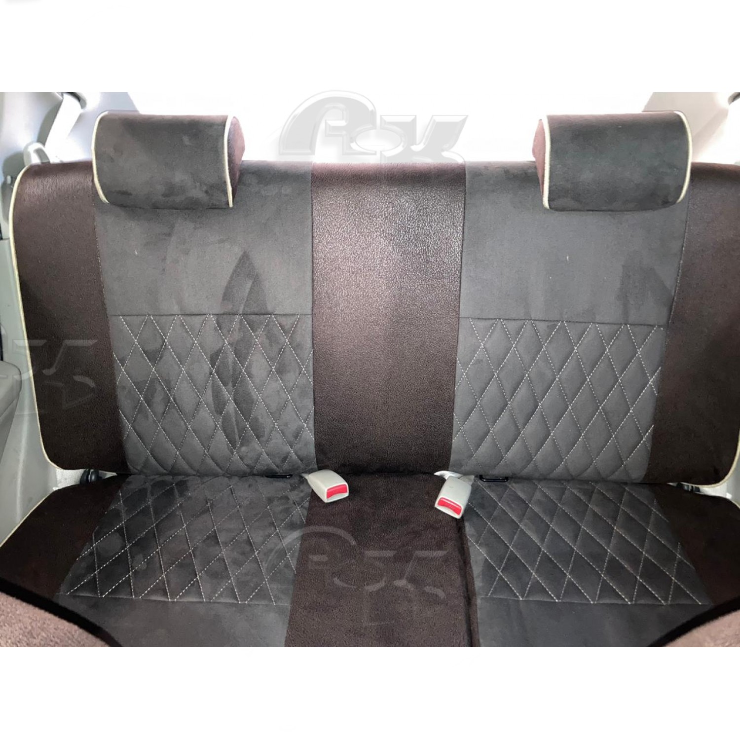Чехлы из экокожи Toyota Passo (Daihatsu Boon) 30 2010-2016 1+1 литые подг. 3 з.подг. (Мод.488.1) Автокомфорт