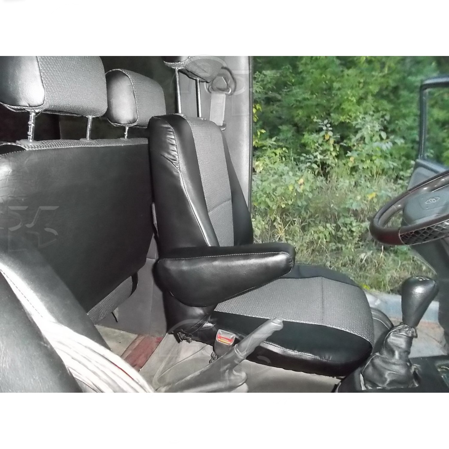 Чехлы из экокожи SsangYong Istana I [631] 1995-2004 (Мод.407.0) - Минивэн Автокомфорт