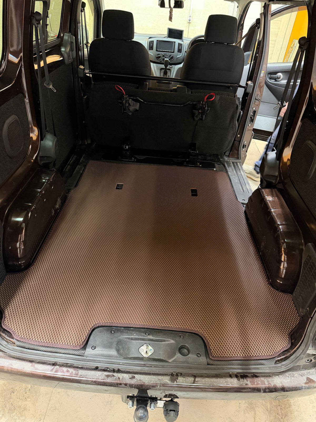 Коврики в багажник EVA Nissan NV200 2009 - н.в. / Mitsubishi Delica D3 2011 - 2019 ПАССАЖИРСКИЙ