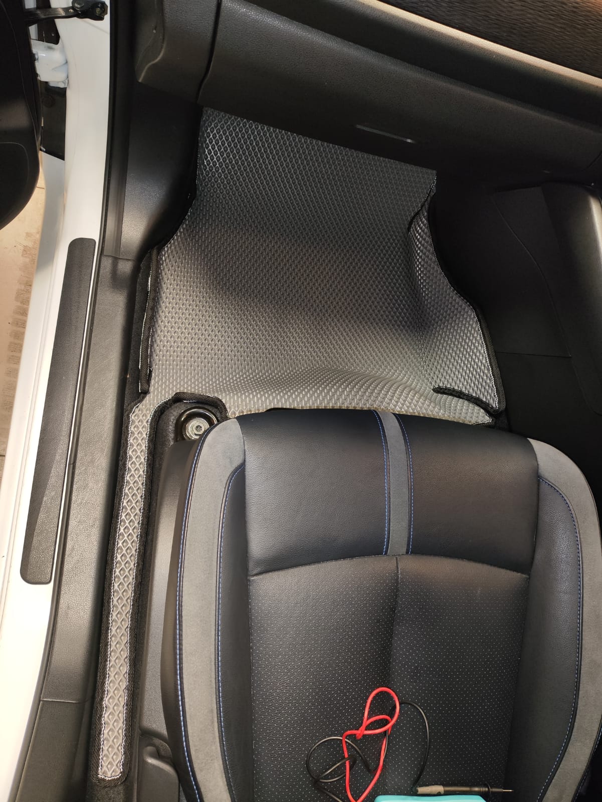 Коврики в салон 3D EVA Nissan Leaf ZE1 2017-2022 Правый руль