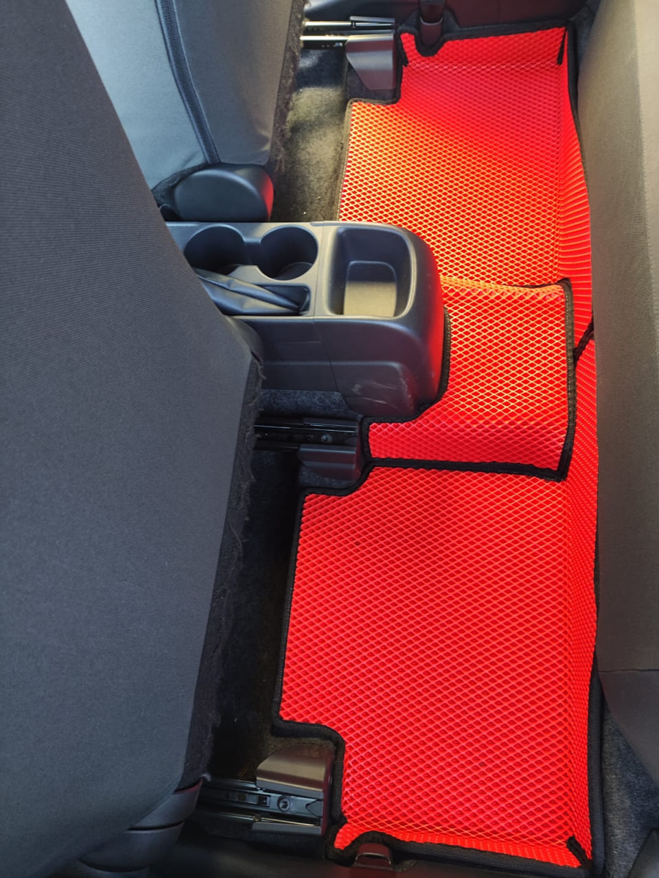 .Коврики в салон EVA 3D Toyota Yaris Cross \ Yaris 2WD НЕ ГИБРИД  2020 - н.в