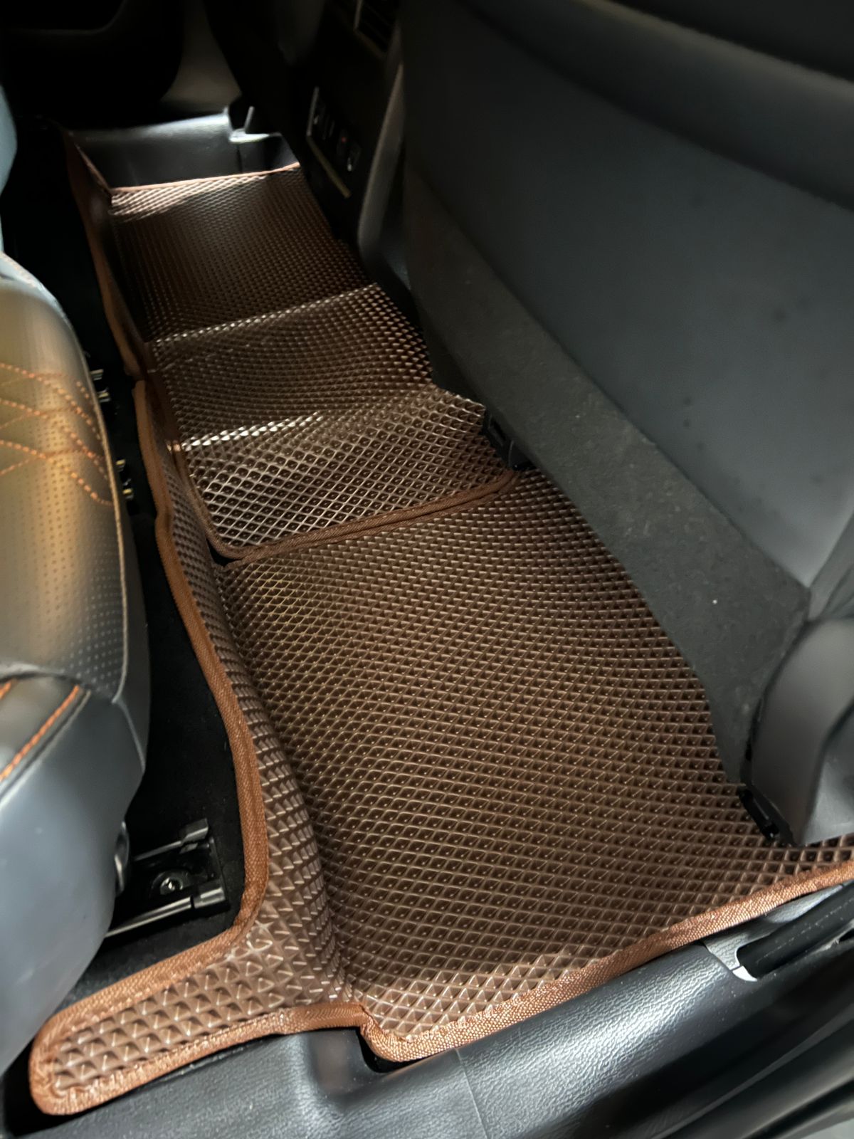 Коврики в салон EVA 3D Mitsubishi Outlander PHEV GN0W 2021-н.в. Правый руль