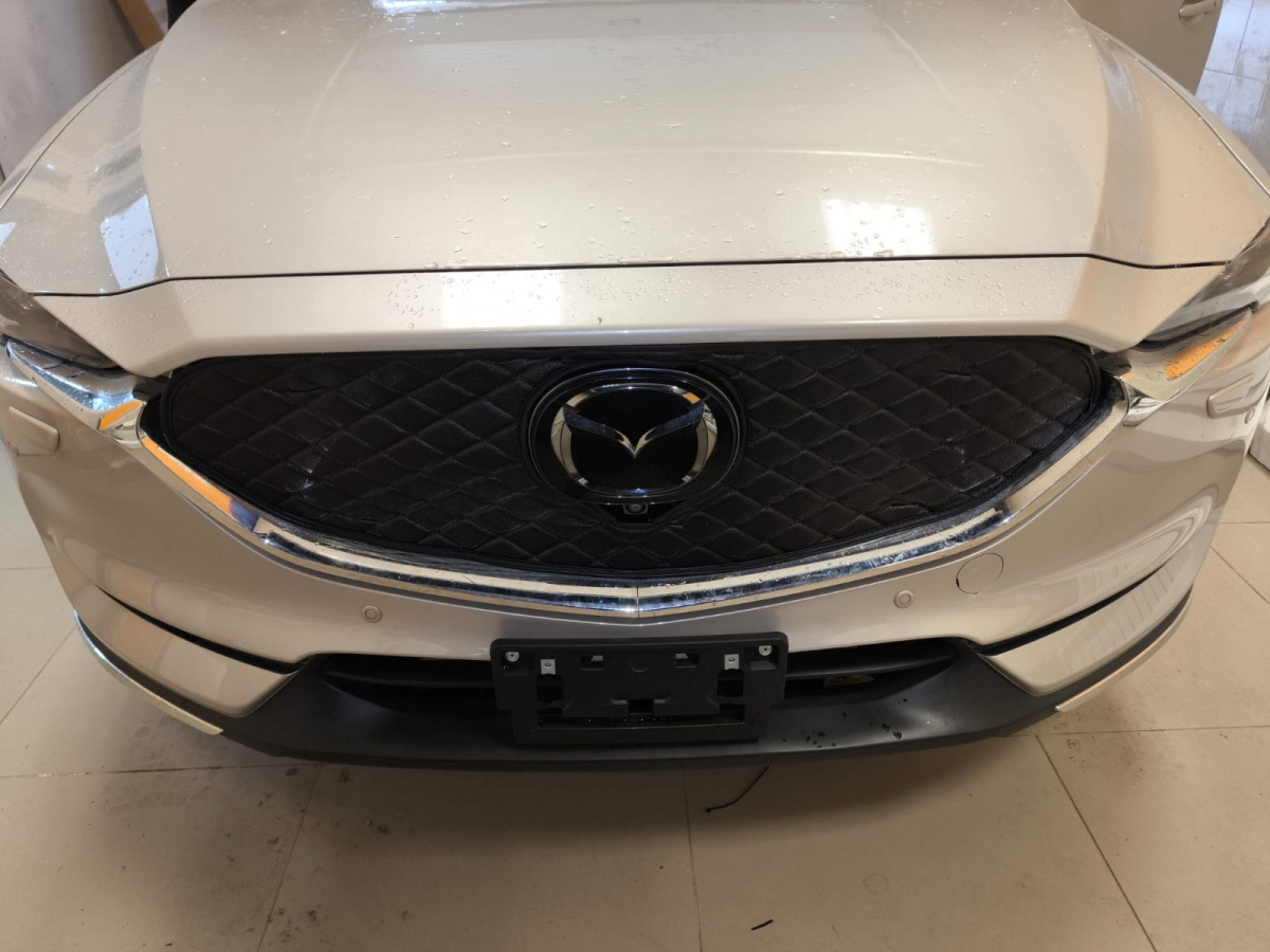 !Утеплитель радиатора кожаный Mazda CX-8 2017 - 2022