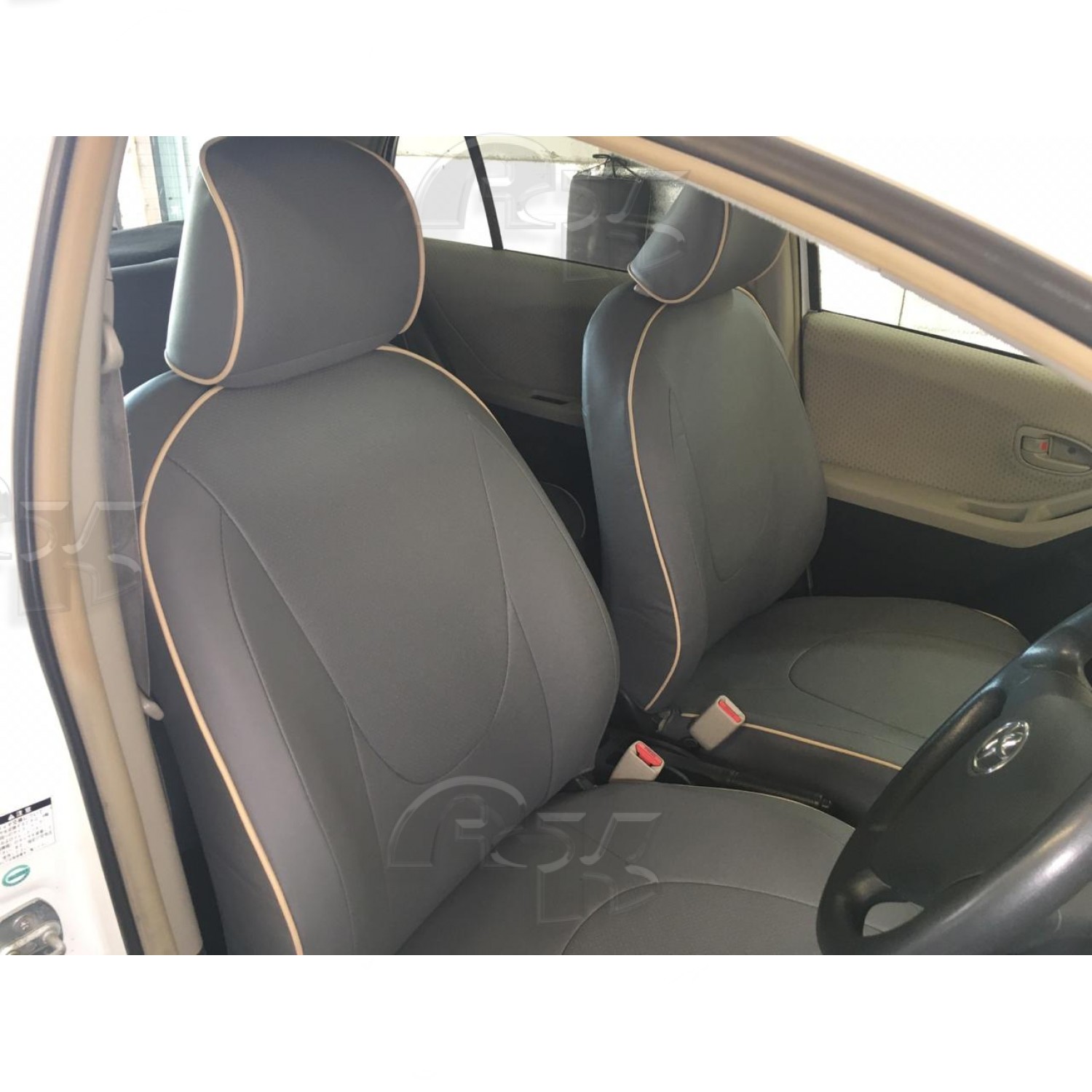 Чехлы из экокожи Toyota Vitz 90 95 2005-2010 спинка и сидение 60/40 (Мод.364.0) Автокомфорт