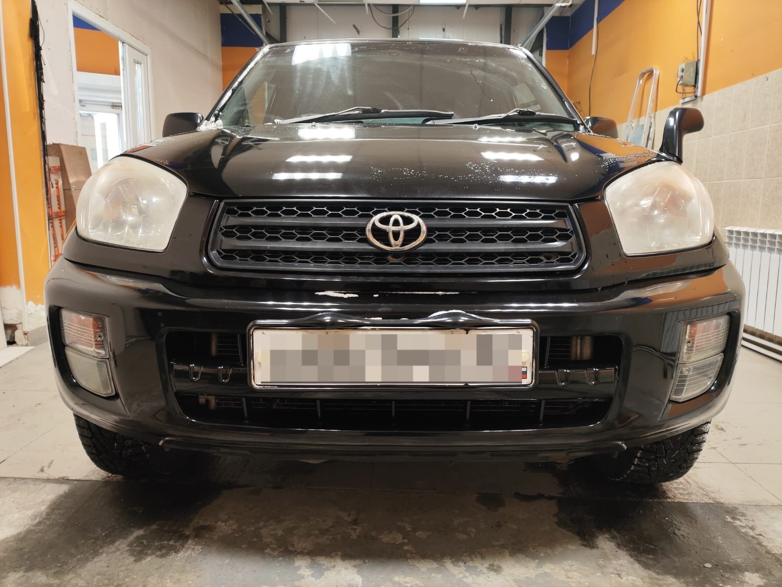 Утеплитель радиатора кожаный Toyota RAV4 (XA20) 2000 - 2003