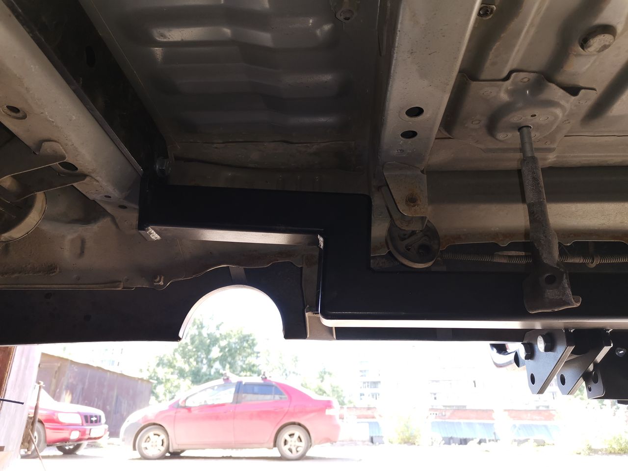Фаркоп Toyota Alphard 2WD/4WD 2002-2008 тип шара A Halty
