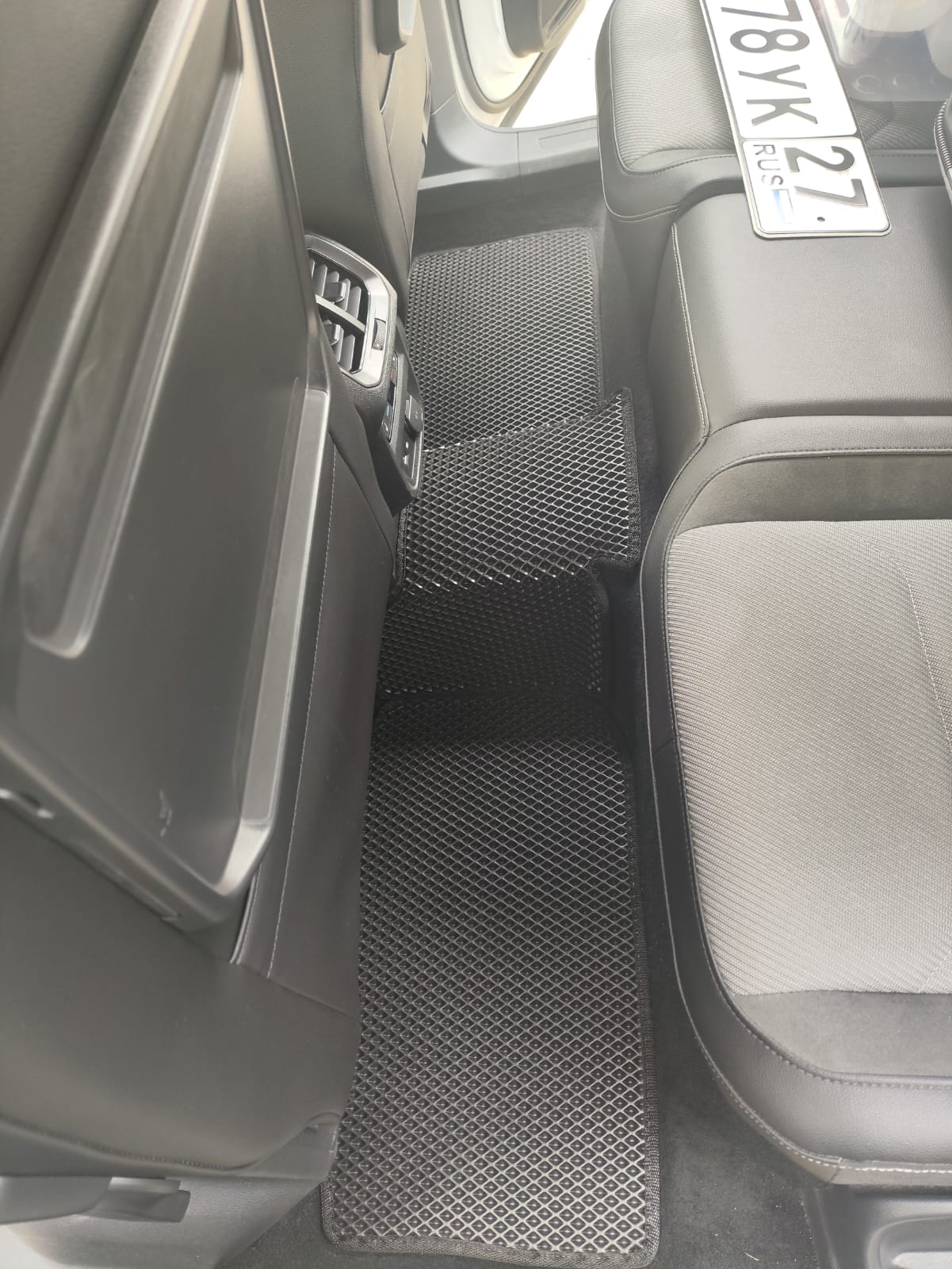 Коврики в салон EVA Volkswagen Tiguan 2016- 2024 2-поколение Правый руль