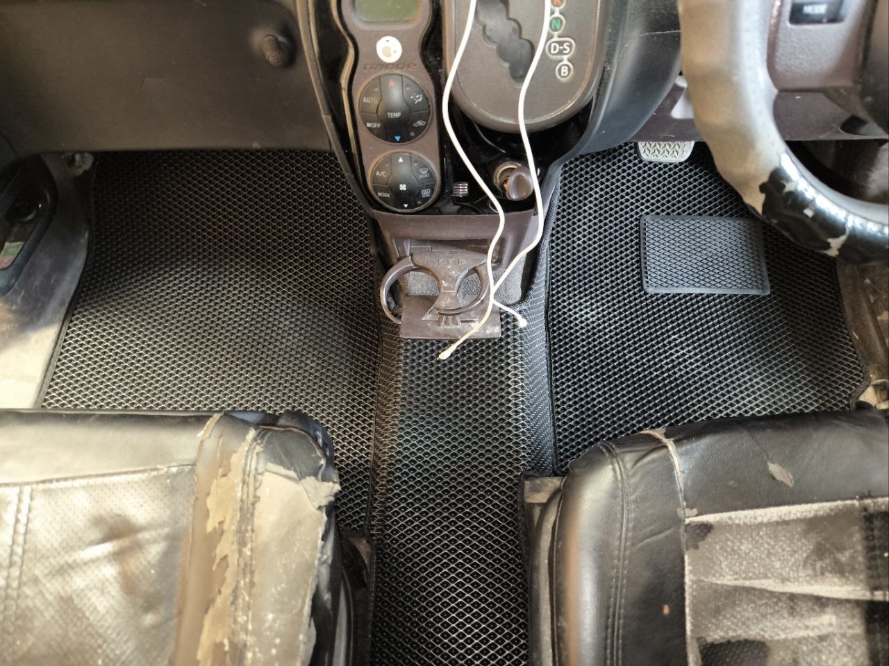 Коврики в салон EVA Toyota Porte 2012-2020 2WD вращающееся кресло