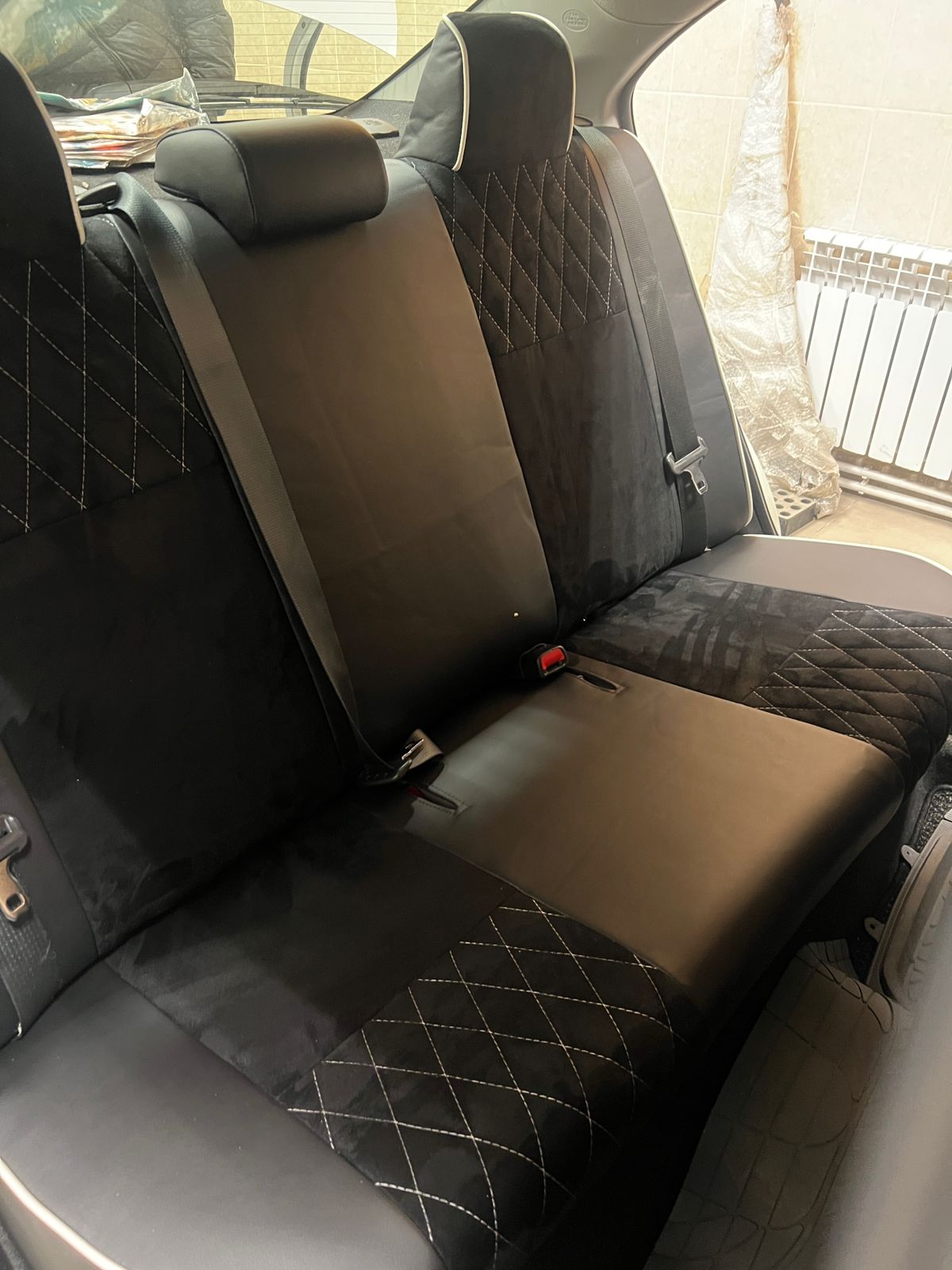 Чехлы из экокожи Toyota Corolla Axio 160 2012-> (Мод.420.0) Автокомфорт