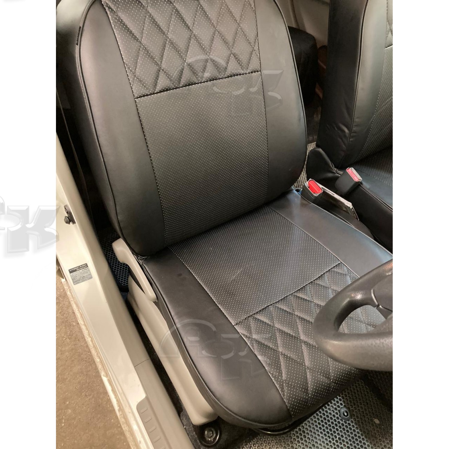 Чехлы из экокожи Daihatsu Mira e:S Ir [LA300S,LA310S] 08.2013-04.2017 (Мод.504.0) Автокомфорт