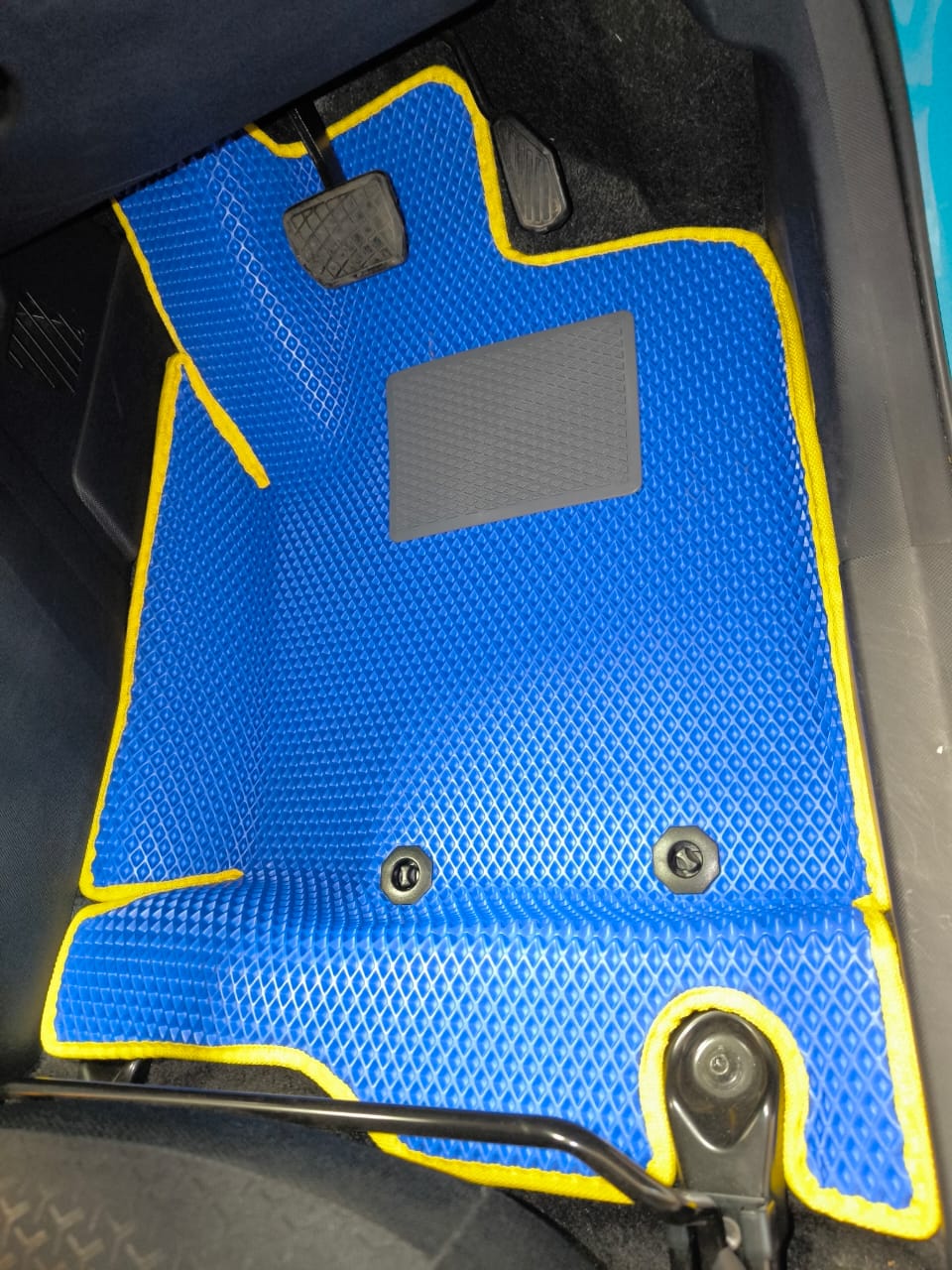 Коврики в салон EVA 3D Toyota Raize / Daihatsu Rocky 2019 - н.в. НЕ ГИБРИД