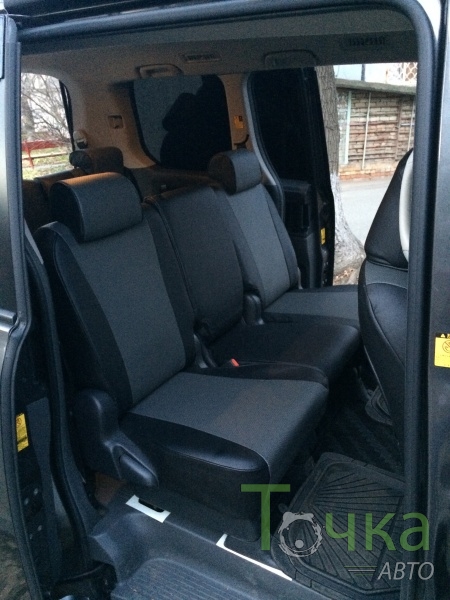 Чехлы из экокожи Toyota Voxy (Noah) 70 75 06.2007-12.2013 40/40 (Мод.400.0) - 3 ряда Автокомфорт
